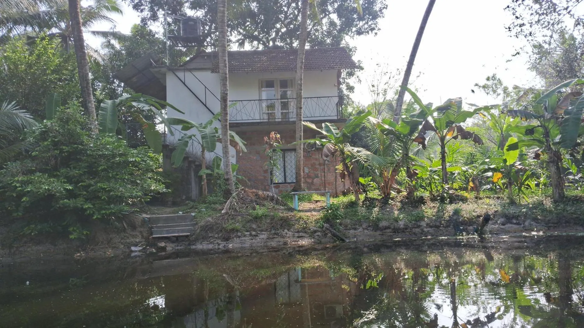Prana Homestay Mararikulam 0*,  India